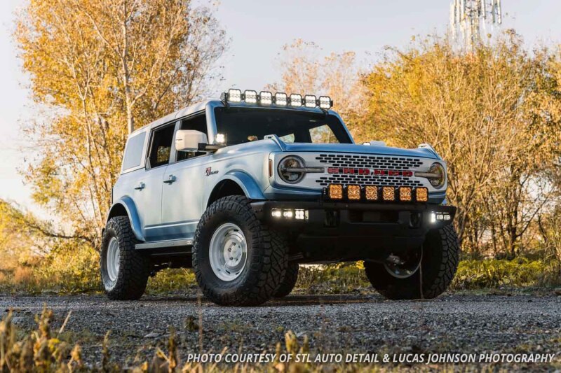 Diode Dynamics Bronco SS5 6-Pod CrossLink Grille Lightbar Kit Sport - White Combo Diode Dynamics Bronco SS5 6-Pod CrossLink Grille Lightbar Kit Sport - White Combo