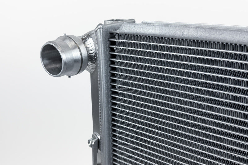 CSF Porsche 955/957 Cayenne / Audi Q7 / VW Touareg Heavy-Duty Performance Radiator CSF Porsche 955/957 Cayenne / Audi Q7 / VW Touareg Heavy-Duty Performance Radiator