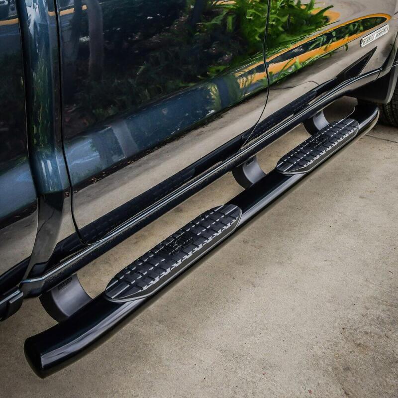 Westin 19-20 Chevrolet Silverado/GMC Sierra 1500 Double Cab PRO TRAXX 5 Oval Nerf Step Bars - Black Westin 19-20 Chevrolet Silverado/GMC Sierra 1500 Double Cab PRO TRAXX 5 Oval Nerf Step Bars - Black