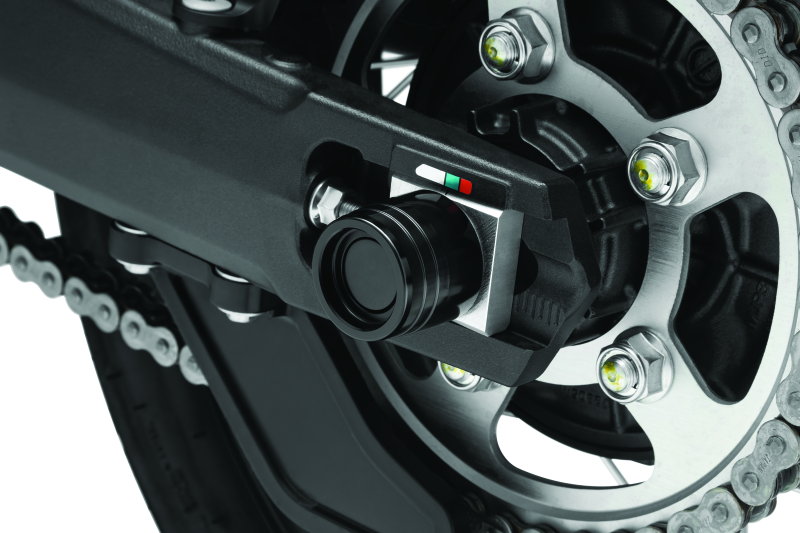 Kuryakyn Rear Axle Slide CRF1000L/Adventure Black Kuryakyn Rear Axle Slide CRF1000L/Adventure Black