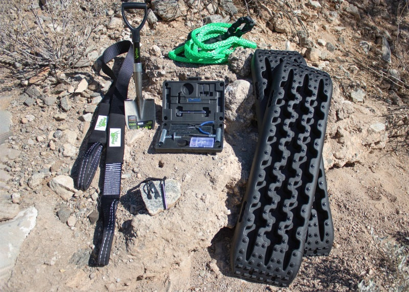 Voodoo Offroad Off-Road Recovery Kit - Intermediate Voodoo Offroad Off-Road Recovery Kit - Intermediate