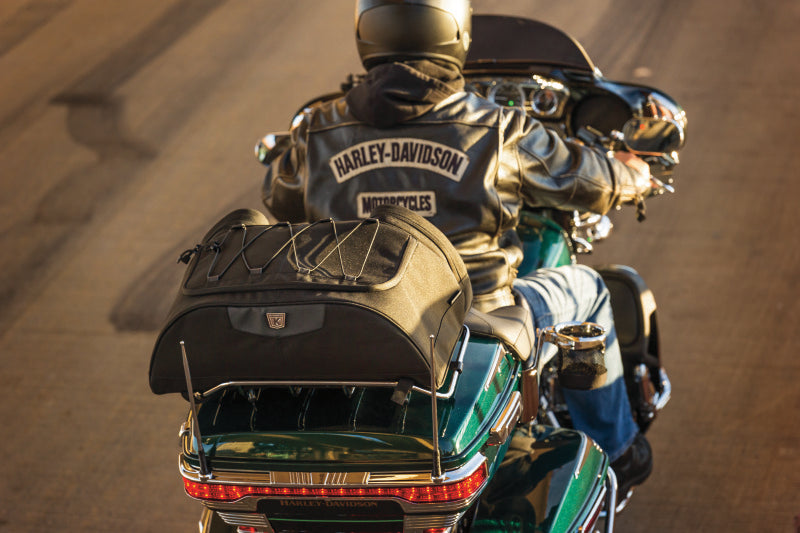 Kuryakyn Momentum Hitchhiker Trunk Rack Bag Kuryakyn Momentum Hitchhiker Trunk Rack Bag