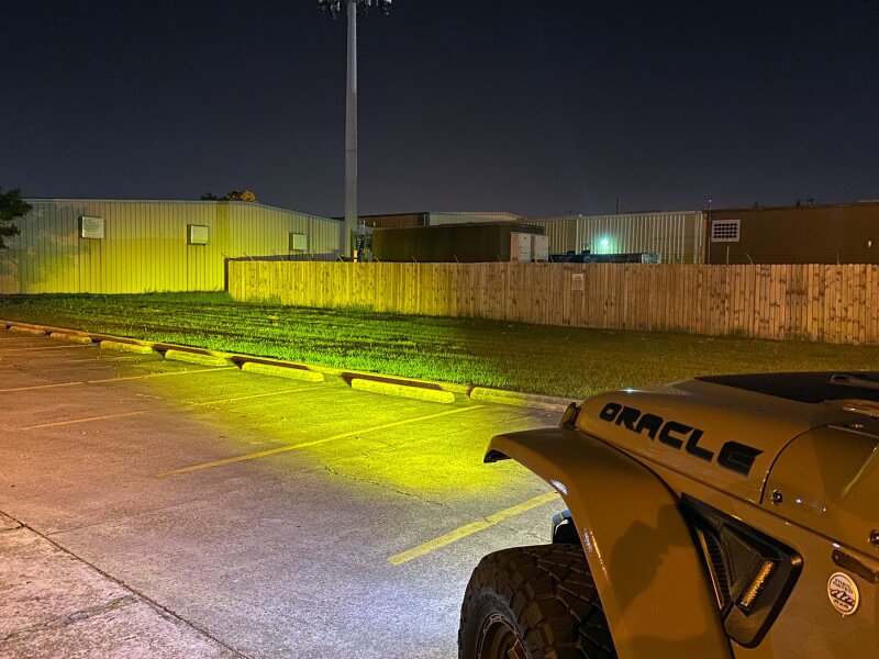 ORACLE Lighting 2019+ Jeep Wrangler JL Skid Plate w/ Integrated LED Emitters - Yellow SEE WARRANTY ORACLE Lighting 2019+ Jeep Wrangler JL Skid Plate w/ Integrated LED Emitters - Yellow SEE WARRANTY