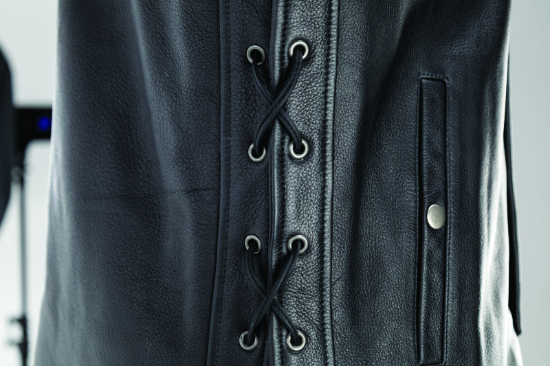 Kuryakyn Leather By River Road Old Skool Leather Vest Black - Large Kuryakyn Leather By River Road Old Skool Leather Vest Black - Large