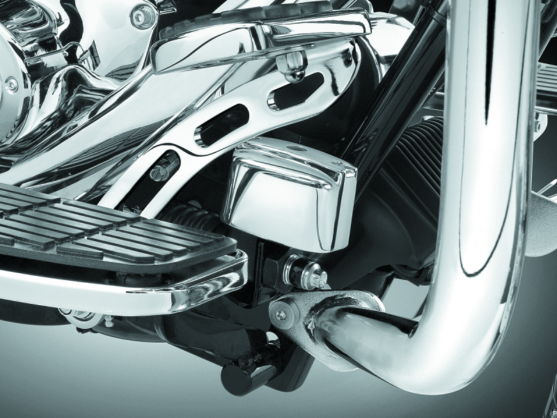 Kuryakyn Rear Master Cylinder Cover 99-07 Touring, 00-17 Softail Models Chrome Kuryakyn Rear Master Cylinder Cover 99-07 Touring, 00-17 Softail Models Chrome