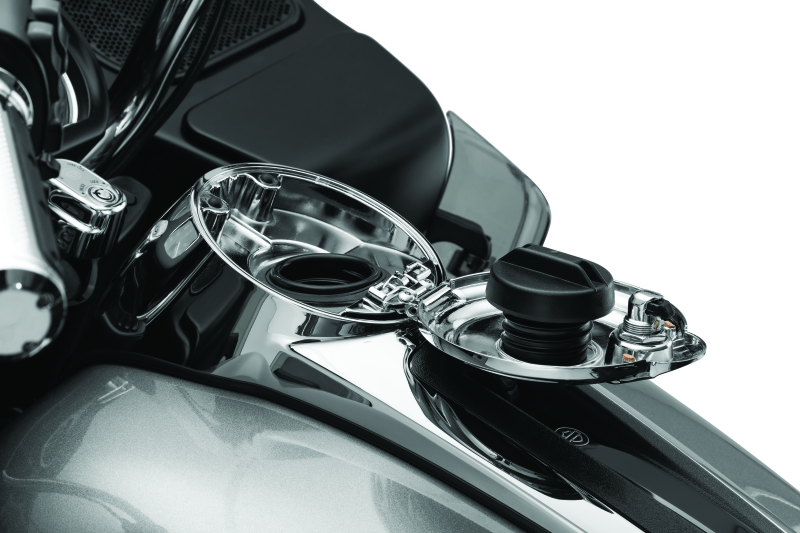 Kuryakyn Easy Fill Fuel Door Chrome Kuryakyn Easy Fill Fuel Door Chrome