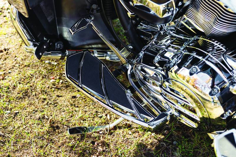 Kuryakyn Phantom Floorboards Chrome Kuryakyn Phantom Floorboards Chrome