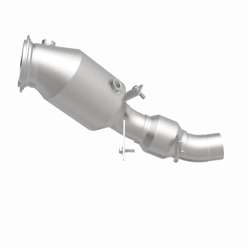 Magnaflow Conv DF 12-14 BMW 528i 2 L Closed Couple Magnaflow Conv DF 12-14 BMW 528i 2 L Closed Couple