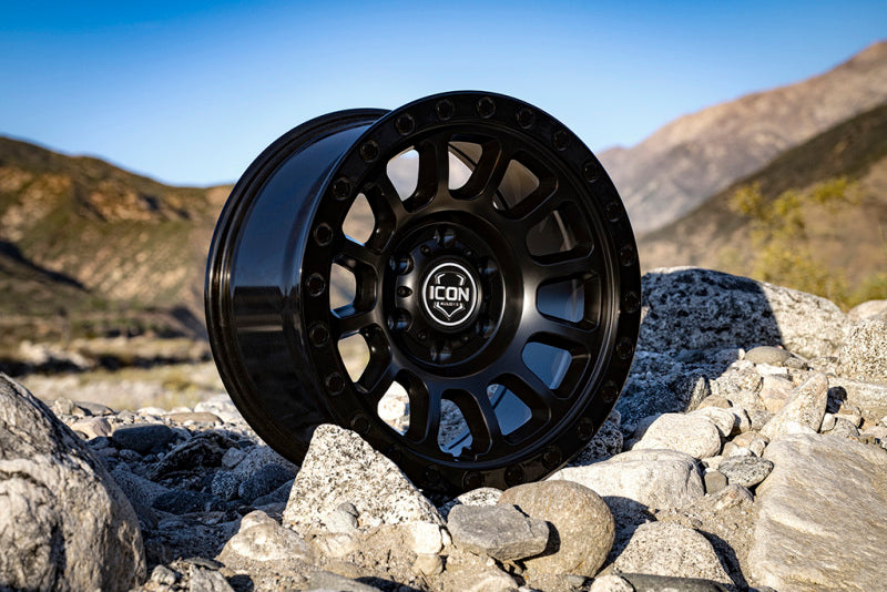 ICON Hulse 17 X 8.5 6 X 5.5 0mm Offset 4.75in BS Double Black ICON Hulse 17 X 8.5 6 X 5.5 0mm Offset 4.75in BS Double Black