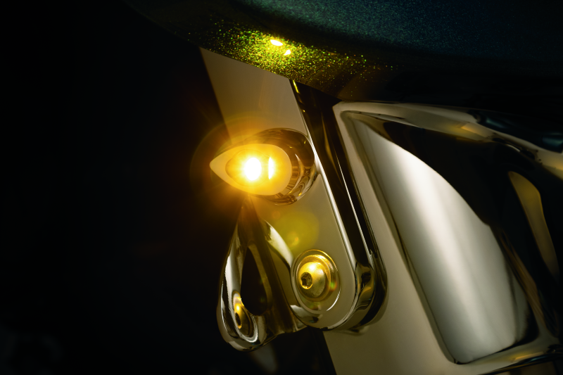 Kuryakyn Kellerman Atto Clear Lens Amber Chrome Kuryakyn Kellerman Atto Clear Lens Amber Chrome