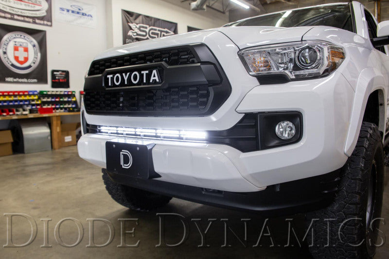 Diode Dynamics 16-21 Toyota Tacoma SS30 Stealth Lightbar Kit - Amber Combo Diode Dynamics 16-21 Toyota Tacoma SS30 Stealth Lightbar Kit - Amber Combo