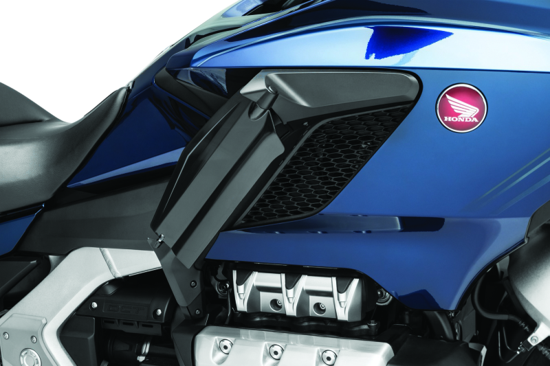 Kuryakyn Air Deflectors 18-Up Goldwing Dark Smoke Kuryakyn Air Deflectors 18-Up Goldwing Dark Smoke