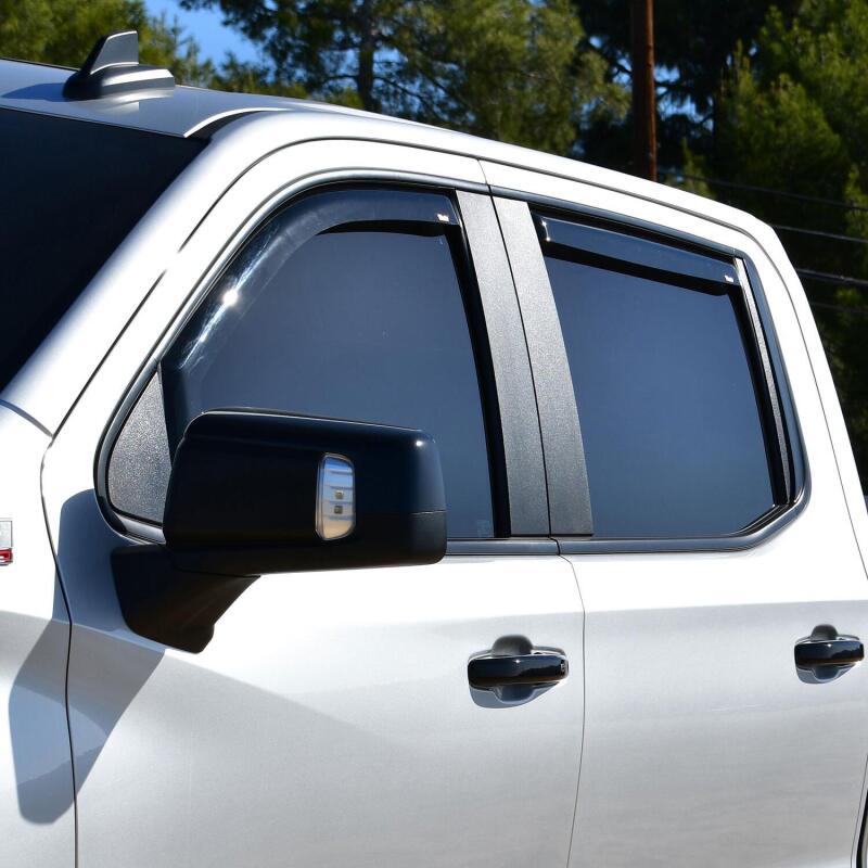 Westin 19-21 Chevy Silverado Crew Cab Pickup In-Channel Wind Deflector 4pc - Smoke Westin 19-21 Chevy Silverado Crew Cab Pickup In-Channel Wind Deflector 4pc - Smoke