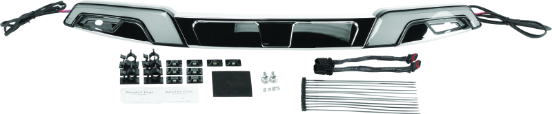 Kuryakyn Tracer Windshield Trim 14-Up FLH Models Chrome Kuryakyn Tracer Windshield Trim 14-Up FLH Models Chrome
