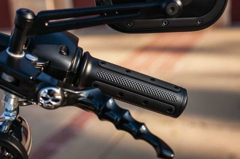 Kuryakyn Heavy Industry Grips Dual Cable Black Kuryakyn Heavy Industry Grips Dual Cable Black