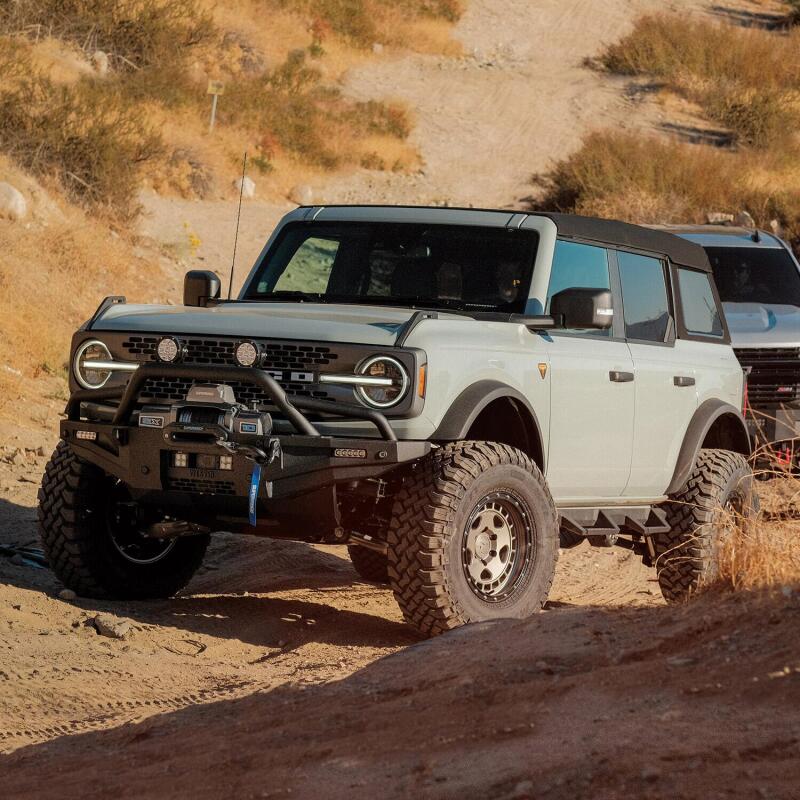 Westin 21-23 Bronco (Excl. Sport) XTS Round Bull Bar - Tex. Blk Westin 21-23 Bronco (Excl. Sport) XTS Round Bull Bar - Tex. Blk