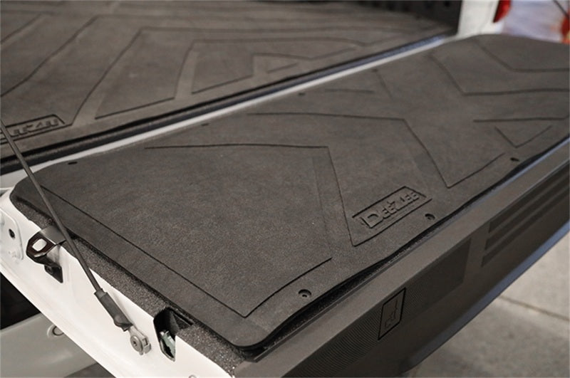 Deezee Universal Tailgate Mat - Full Size/Universal (X Pattern) Deezee Universal Tailgate Mat - Full Size/Universal (X Pattern)