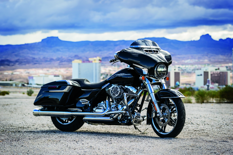 Kuryakyn Coolant Pump Cover 14-16 Touring Models Chrome Kuryakyn Coolant Pump Cover 14-16 Touring Models Chrome