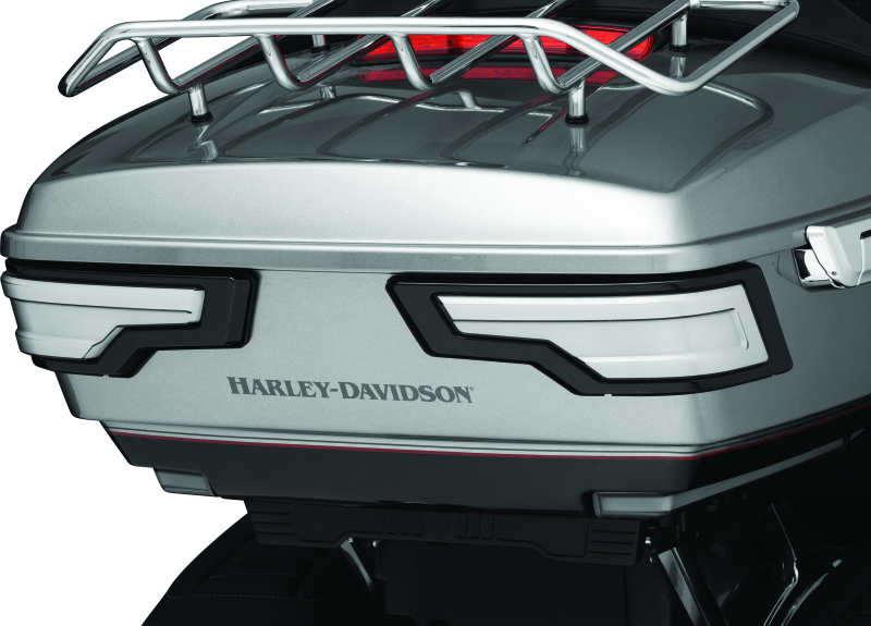 Kuryakyn Tracer Tour Pak Rear Lights Black Smoke Lens Kuryakyn Tracer Tour Pak Rear Lights Black Smoke Lens