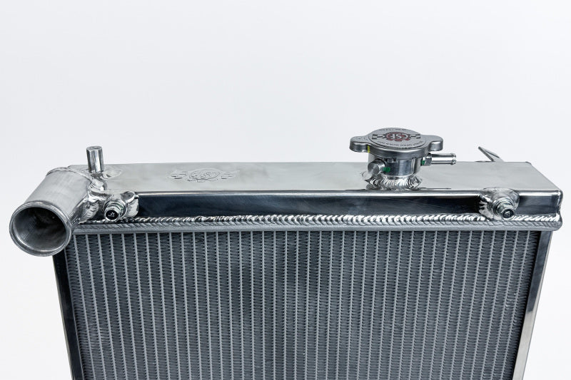 CSF 03-07 Mitsubishi Lancer EVO 7/8/9 1/2 Size Radiator - Polished CSF 03-07 Mitsubishi Lancer EVO 7/8/9 1/2 Size Radiator - Polished