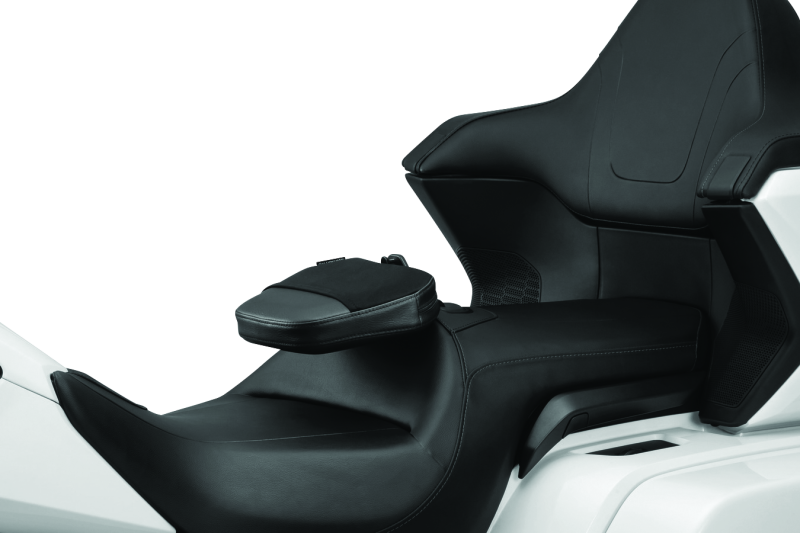Kuryakyn Driver Backrest 18-20 Honda GL1800 Kuryakyn Driver Backrest 18-20 Honda GL1800
