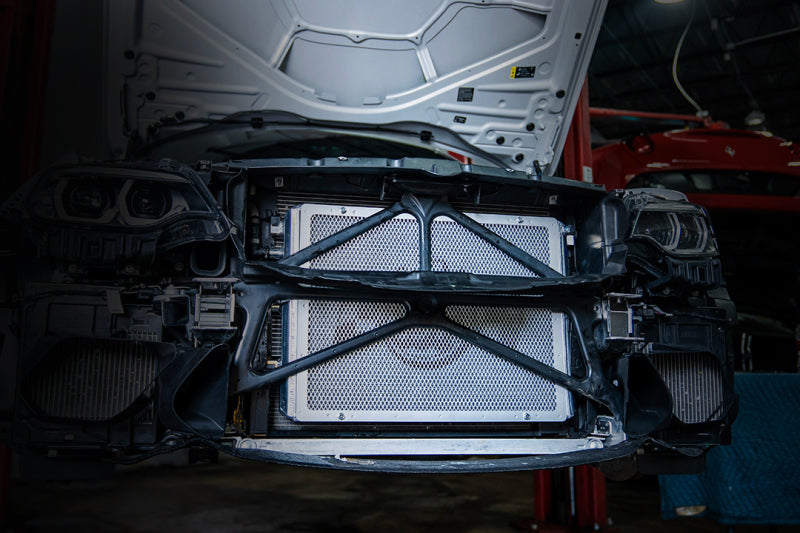 CSF 2014+ BMW M3/M4 (F8X) Front Mount Heat Exchanger w/Rock Guard CSF 2014+ BMW M3/M4 (F8X) Front Mount Heat Exchanger w/Rock Guard