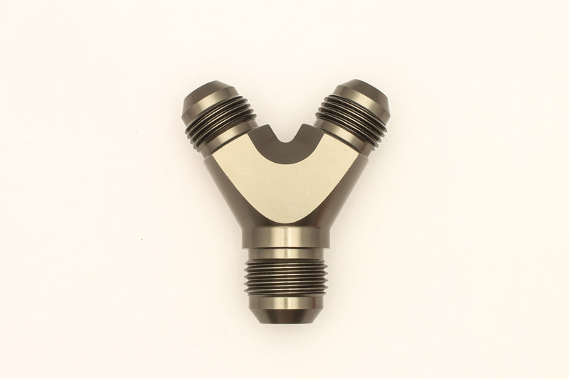 DeatschWerks 8AN Male Flare + 8AN Male Flare to 10AN Male Flare Y Block Fitting DeatschWerks 8AN Male Flare + 8AN Male Flare to 10AN Male Flare Y Block Fitting