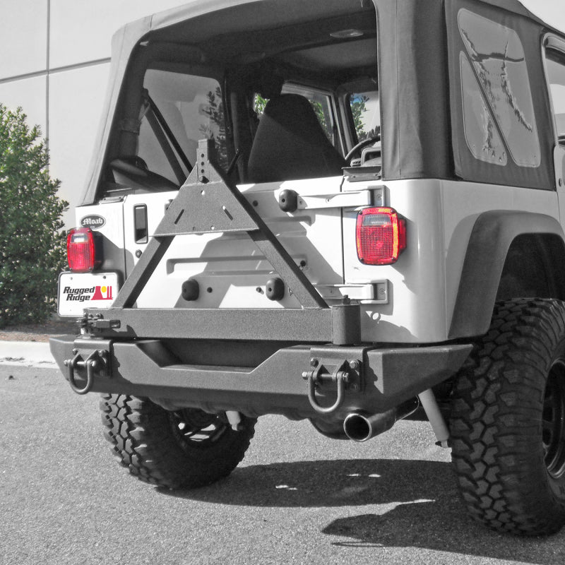 Rugged Ridge Tire Carrier XHD Rear Bumper 76-06 Jeep CJ / Jeep Wrangler Rugged Ridge Tire Carrier XHD Rear Bumper 76-06 Jeep CJ / Jeep Wrangler