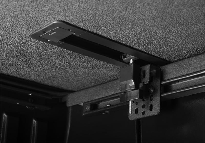 Extang 22-23 Toyota Tundra (6ft. 7in. Bed) Solid Fold ALX Extang 22-23 Toyota Tundra (6ft. 7in. Bed) Solid Fold ALX