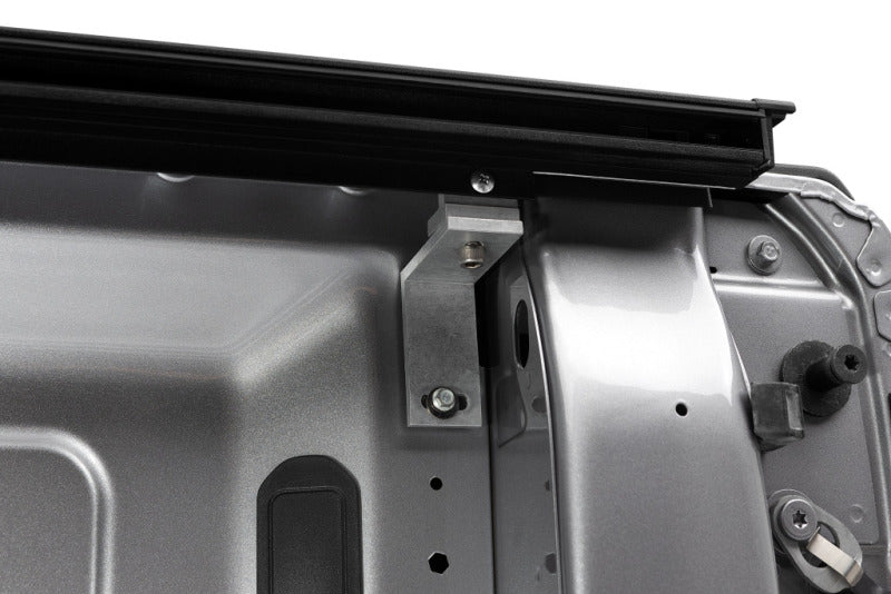 Roll-N-Lock 19-23 RAM 1500 w/o Swing Gate Tailgate SB 76.3in M-Series Retractable Tonneau Cover Roll-N-Lock 19-23 RAM 1500 w/o Swing Gate Tailgate SB 76.3in M-Series Retractable Tonneau Cover