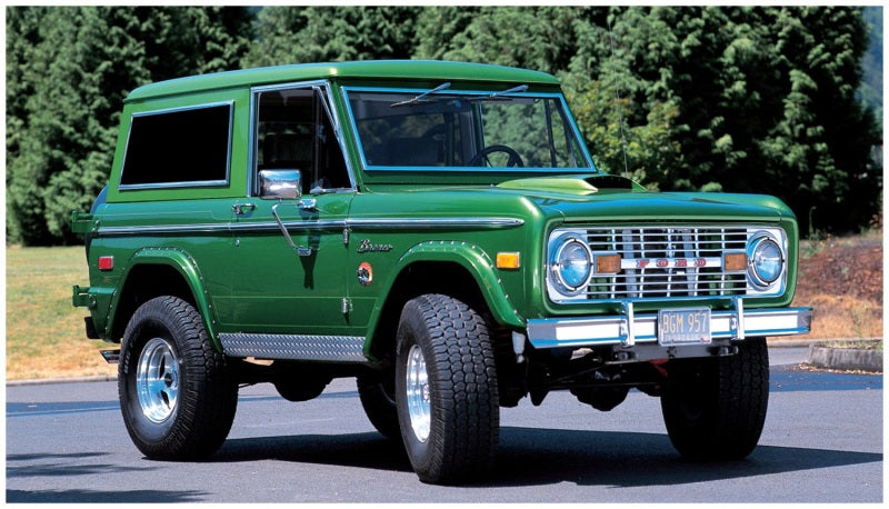 Bushwacker 66-77 Ford Bronco Cutout Style Flares 2pc - Black Bushwacker 66-77 Ford Bronco Cutout Style Flares 2pc - Black