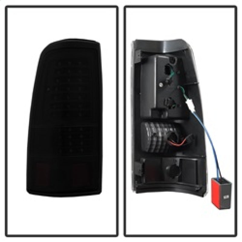 xTune 03-06 Chevrolet Silverado 1500 LED Tail Lights - Black Smoke (ALT-JH-CSIL03-LED-BSM) xTune 03-06 Chevrolet Silverado 1500 LED Tail Lights - Black Smoke (ALT-JH-CSIL03-LED-BSM)