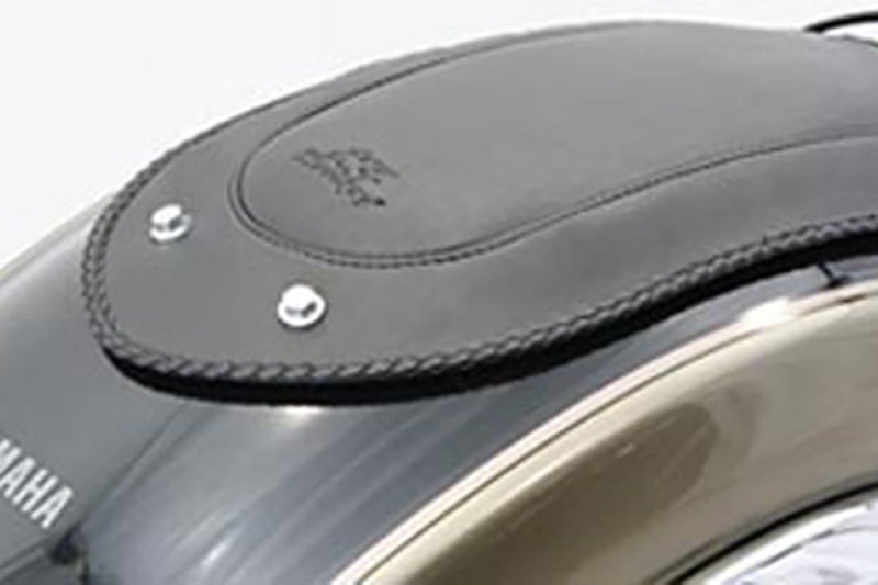 Mustang 06-10 and 12-15 Yamaha Roadliner, 06-15 Stratoliner Fender Bib - Black Mustang 06-10 and 12-15 Yamaha Roadliner, 06-15 Stratoliner Fender Bib - Black