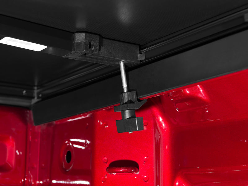 Tonno Pro 14-19 Chevy Silverado 1500 6.6ft Fleetside Tonno Fold Tri-Fold Tonneau Cover Tonno Pro 14-19 Chevy Silverado 1500 6.6ft Fleetside Tonno Fold Tri-Fold Tonneau Cover