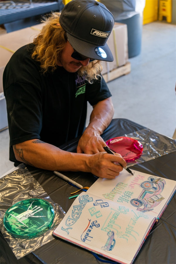 Rigid Industries x SHREDDY 360-Series 4in Lights w/Wt Bcklght (2) + 6 Covers (2 Pink/2 Teal/2 Blk) Rigid Industries x SHREDDY 360-Series 4in Lights w/Wt Bcklght (2) + 6 Covers (2 Pink/2 Teal/2 Blk)