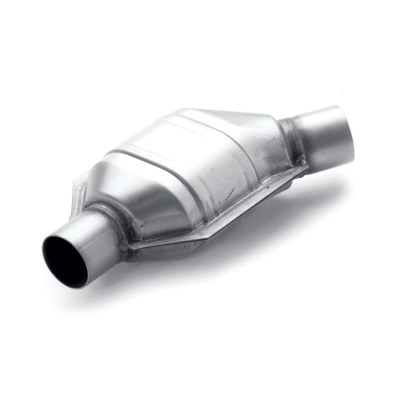 MagnaFlow Conv Univ 2.25in Inlet/Outlet Angled Offset/Center Calif OBDII MagnaFlow Conv Univ 2.25in Inlet/Outlet Angled Offset/Center Calif OBDII