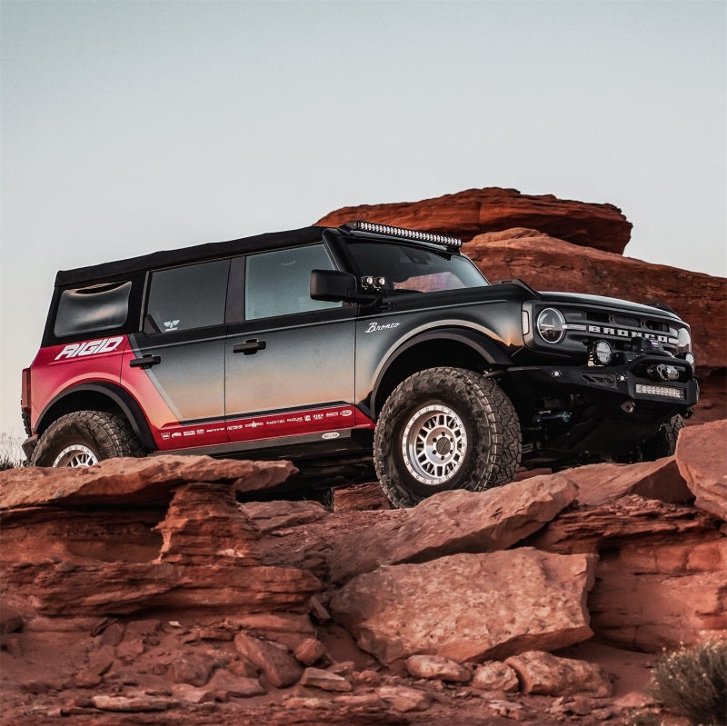 Rigid Industries Revolve 30in Bar w/Amber Trim Ring Rigid Industries Revolve 30in Bar w/Amber Trim Ring