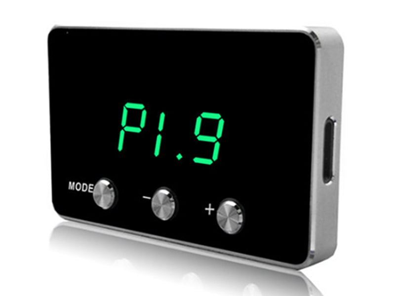 Raxiom 07-18 Jeep Wrangler JK 06-22 Dodge Challenger SpeedForm Series Throttle Controller Raxiom 07-18 Jeep Wrangler JK 06-22 Dodge Challenger SpeedForm Series Throttle Controller