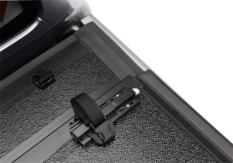 UnderCover 16-18 Toyota Tacoma 5ft Flex Bed Cover UnderCover 16-18 Toyota Tacoma 5ft Flex Bed Cover