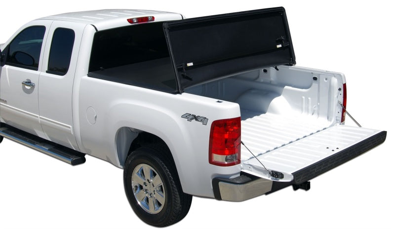 Tonno Pro 05-19 Nissan Frontier 5ft Styleside Tonno Fold Tri-Fold Tonneau Cover Tonno Pro 05-19 Nissan Frontier 5ft Styleside Tonno Fold Tri-Fold Tonneau Cover