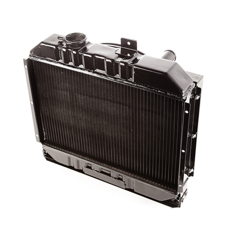 Omix Radiator w/ Fan Shroud 2 Row- 41-52 Willys Models Omix Radiator w/ Fan Shroud 2 Row- 41-52 Willys Models