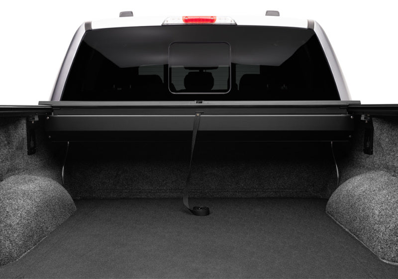 Roll-N-Lock 15-18 Ford F-150 SB 77-3/8in A-Series Retractable Tonneau Cover Roll-N-Lock 15-18 Ford F-150 SB 77-3/8in A-Series Retractable Tonneau Cover
