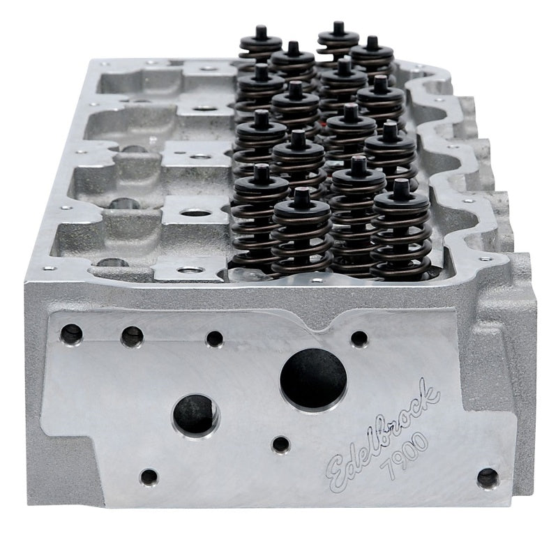 Edelbrock Cylinder Head 01-04 Chevy LB7 Duramax Diesel V8 6.6L Single Complete Edelbrock Cylinder Head 01-04 Chevy LB7 Duramax Diesel V8 6.6L Single Complete