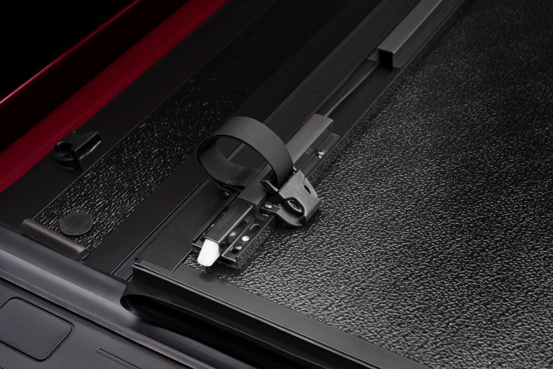 BAK 19-20 Chevy Silverado 5ft 8in Bed (New Body Style) BAKFlip FiberMax BAK 19-20 Chevy Silverado 5ft 8in Bed (New Body Style) BAKFlip FiberMax