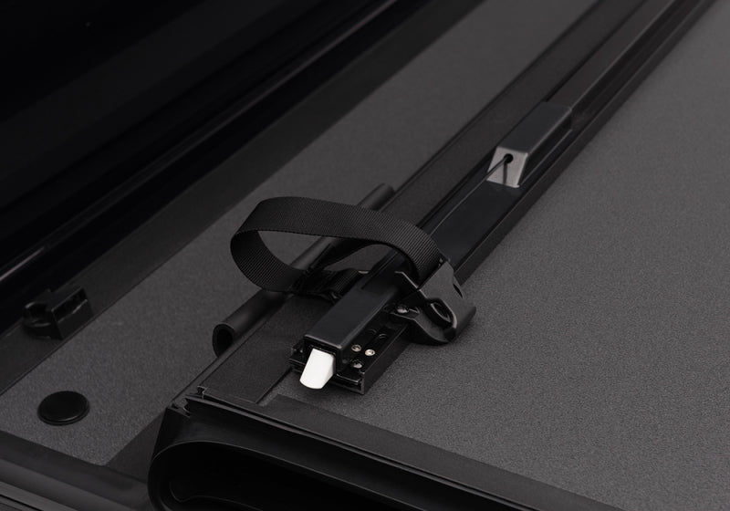 BAK 17-23 Ford Super Duty 6ft 9in Bed BAKFlip MX4 Matte Finish BAK 17-23 Ford Super Duty 6ft 9in Bed BAKFlip MX4 Matte Finish