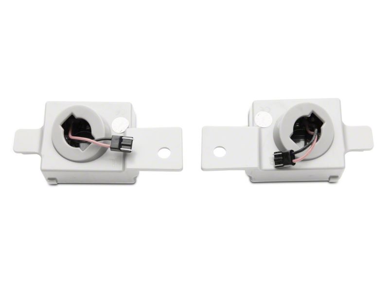 Raxiom 14-18 Chevrolet Silverado 1500 Axial Series LED License Plate Lamps Raxiom 14-18 Chevrolet Silverado 1500 Axial Series LED License Plate Lamps