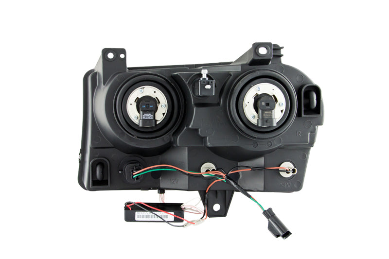 ANZO 2005-2010 Chrysler 300 Crystal Headlights w/ Halo Black (CCFL) ANZO 2005-2010 Chrysler 300 Crystal Headlights w/ Halo Black (CCFL)