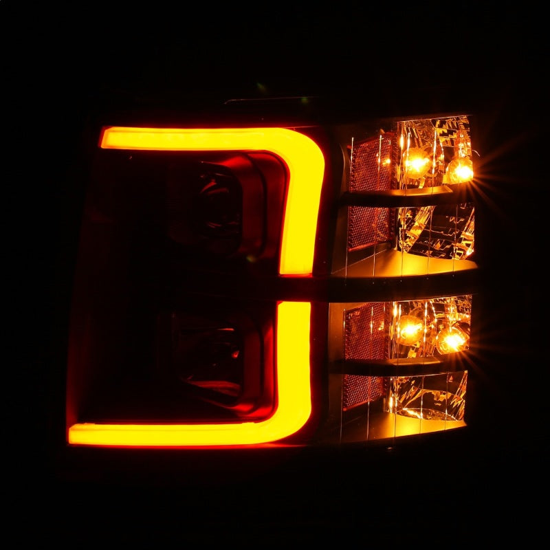 ANZO 07-13 Chevrolet Silverado 1500 Plank Style Projector Headlights Black w/ Amber ANZO 07-13 Chevrolet Silverado 1500 Plank Style Projector Headlights Black w/ Amber