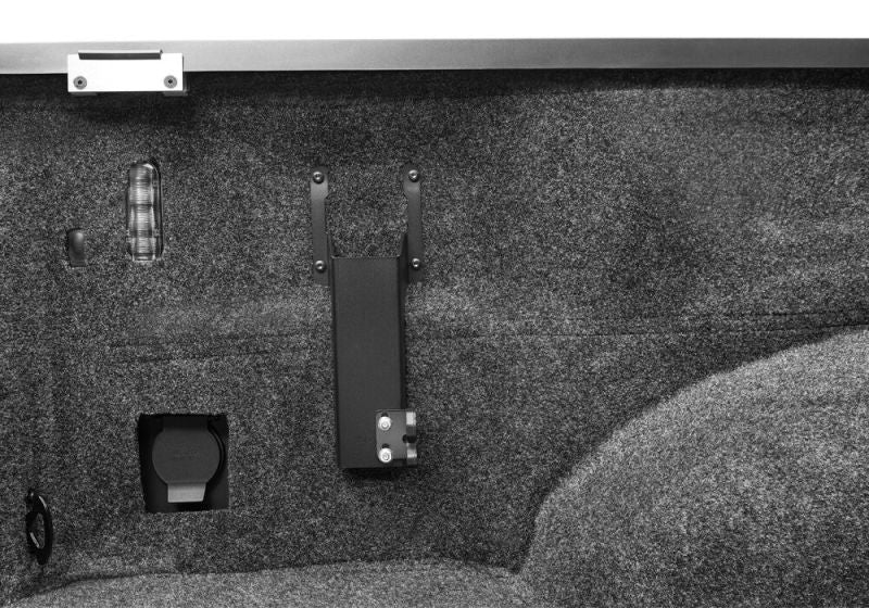 UnderCover 15-20 Ford F-150 Drivers Side SwingH1128-H1157 Case - Black Smooth UnderCover 15-20 Ford F-150 Drivers Side SwingH1128-H1157 Case - Black Smooth