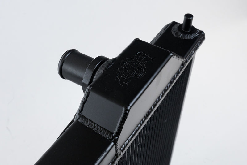 CSF 96-07 Mitsubishi Evo 4/5/6/7/8/9 Full-Slim Radiator w/12in Fan & Shroud/-16AN - Black CSF 96-07 Mitsubishi Evo 4/5/6/7/8/9 Full-Slim Radiator w/12in Fan & Shroud/-16AN - Black